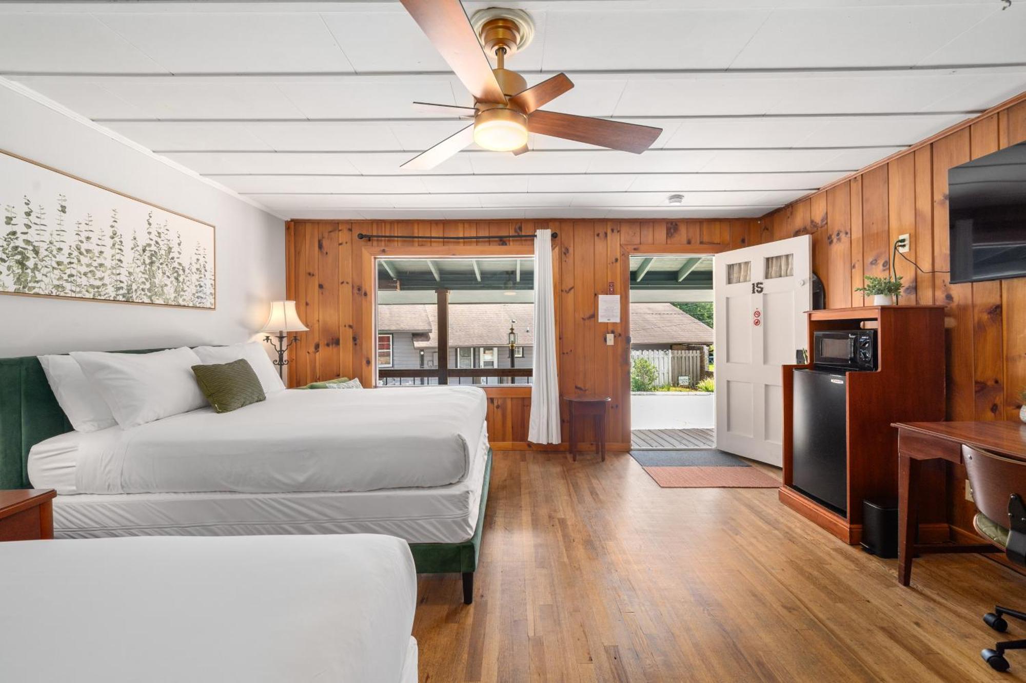 Cedarwood Inn Hendersonville Extérieur photo