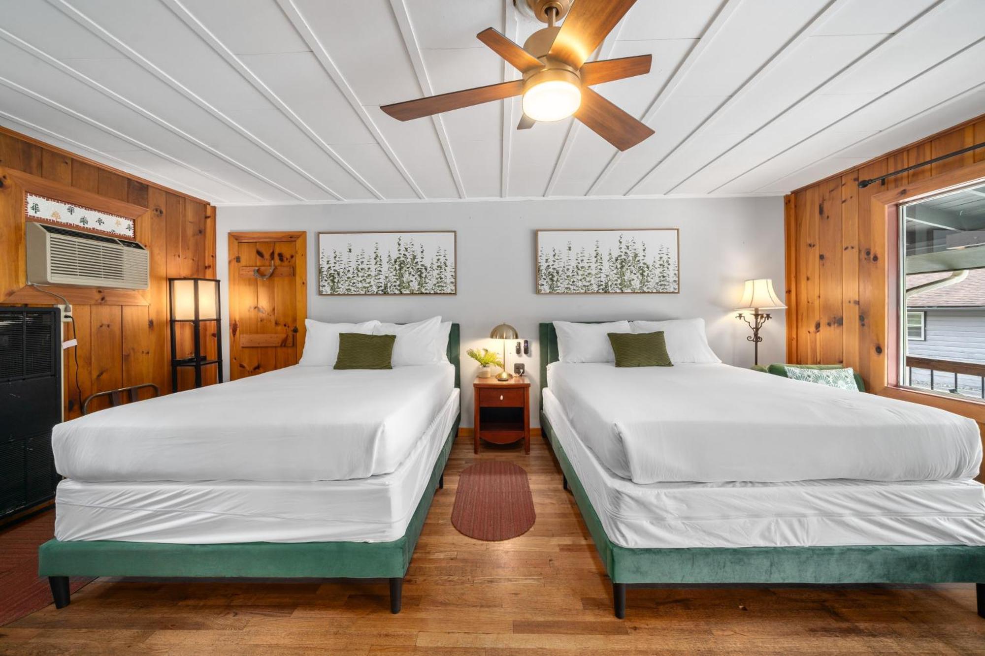 Cedarwood Inn Hendersonville Extérieur photo