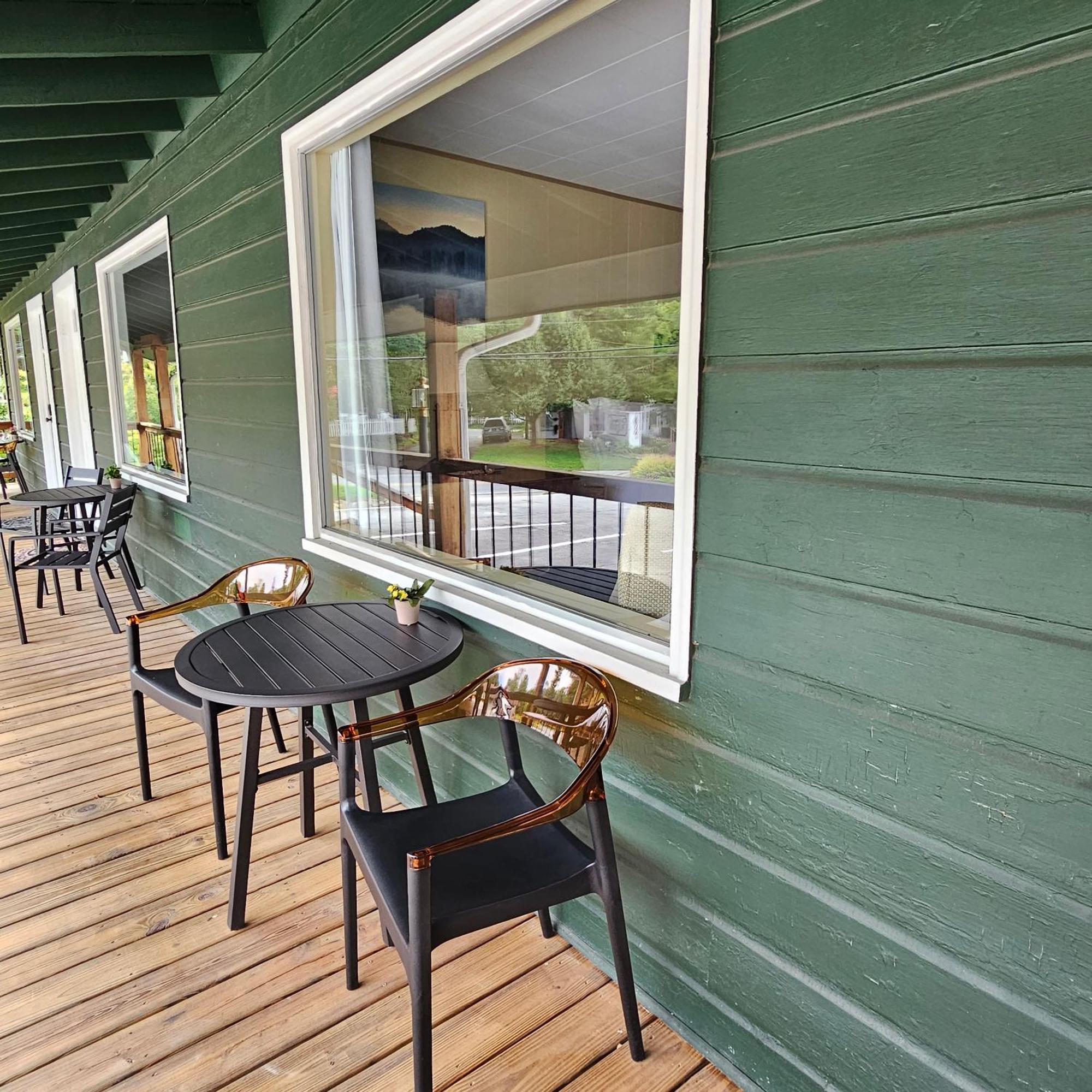 Cedarwood Inn Hendersonville Extérieur photo