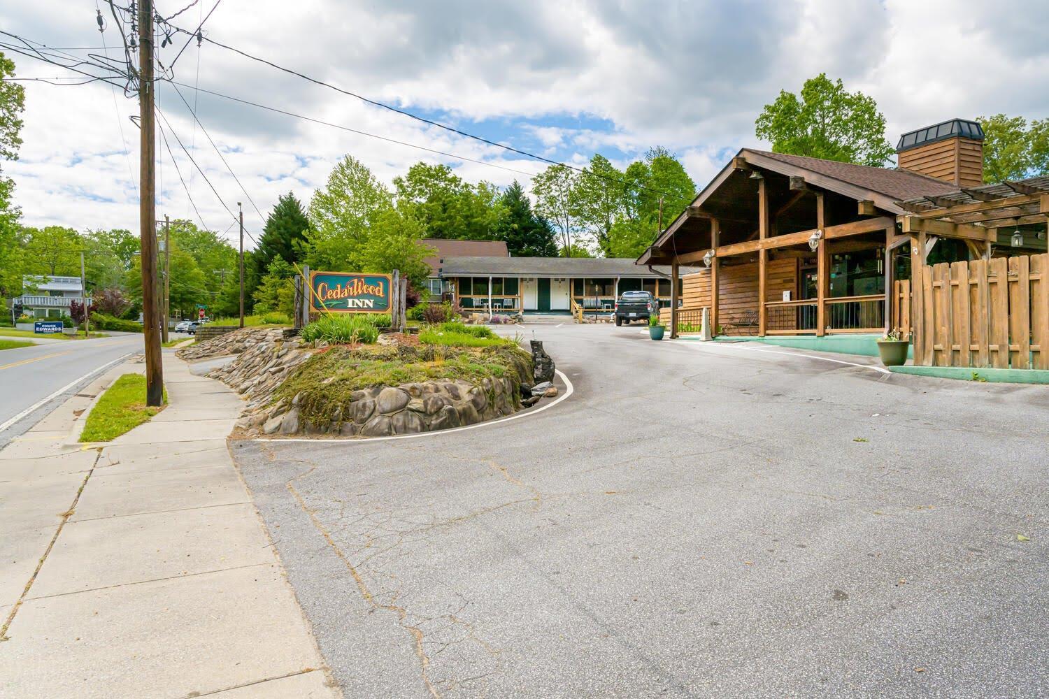 Cedarwood Inn Hendersonville Extérieur photo