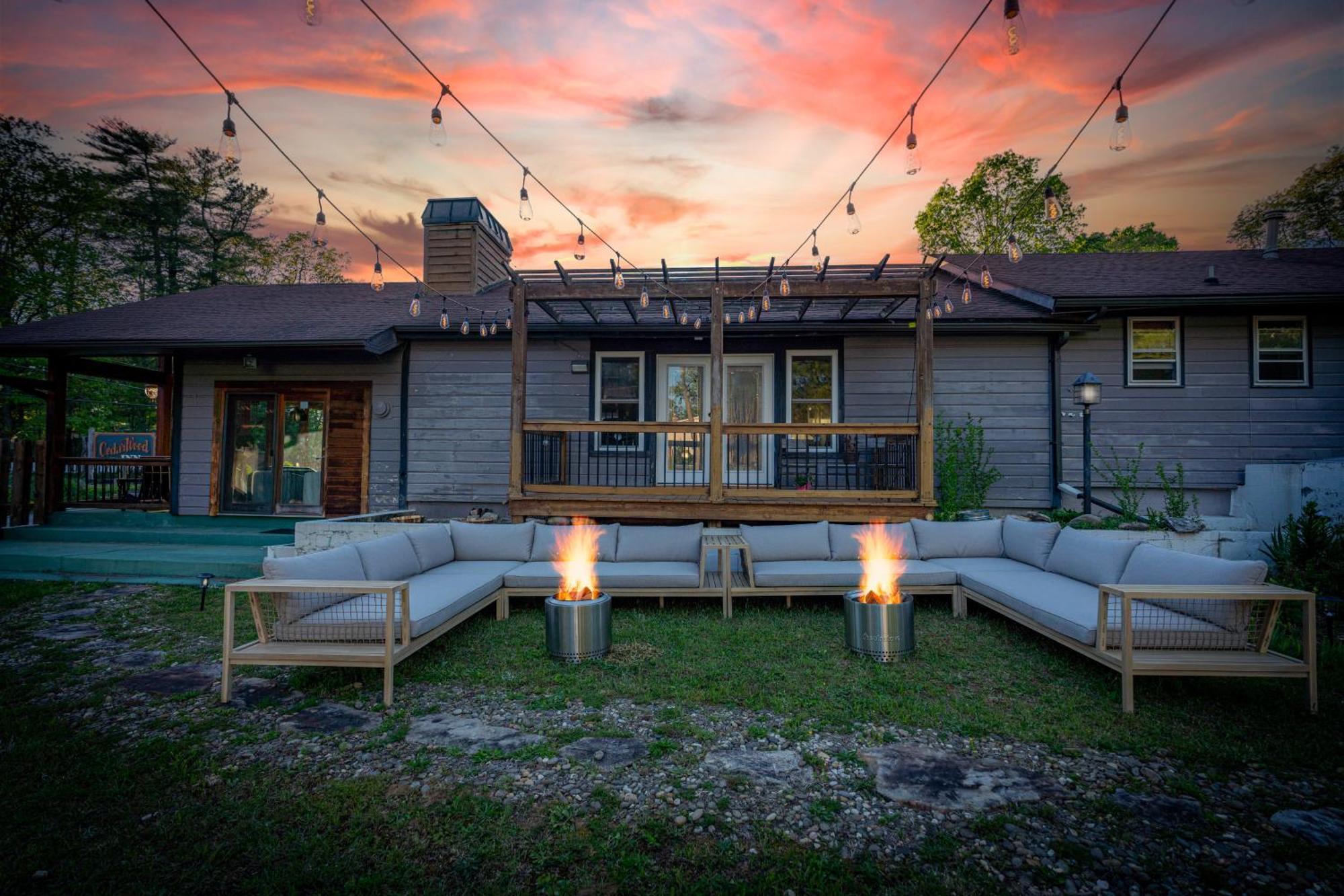 Cedarwood Inn Hendersonville Extérieur photo
