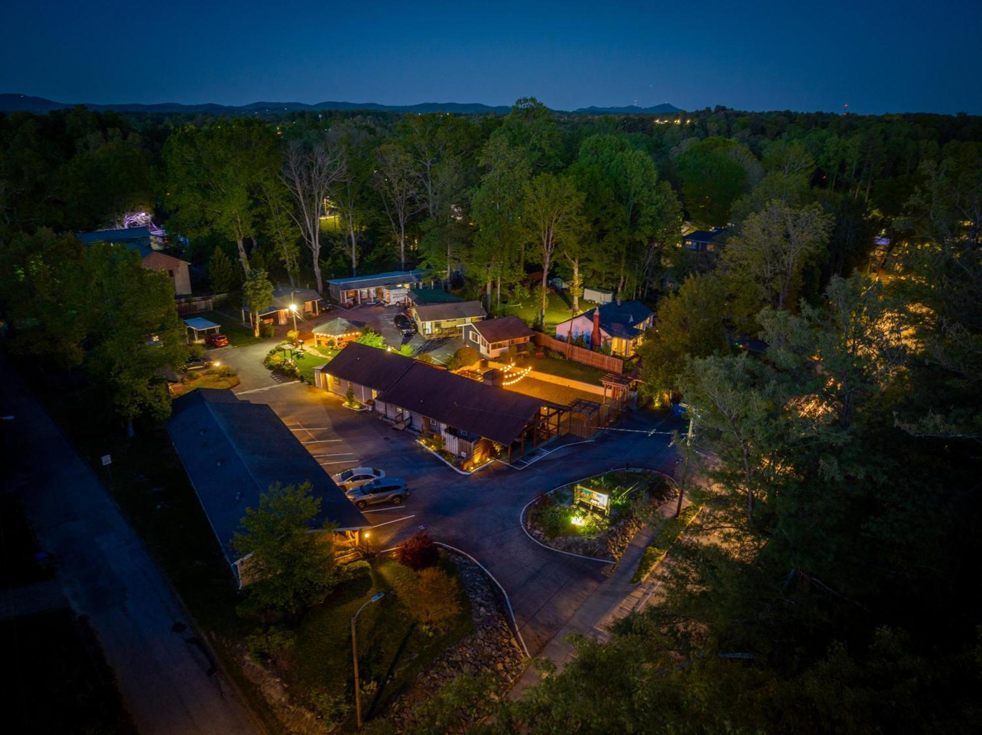 Cedarwood Inn Hendersonville Extérieur photo