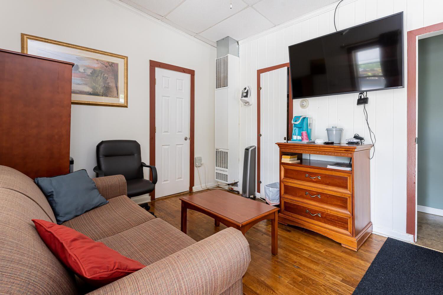 Cedarwood Inn Hendersonville Extérieur photo