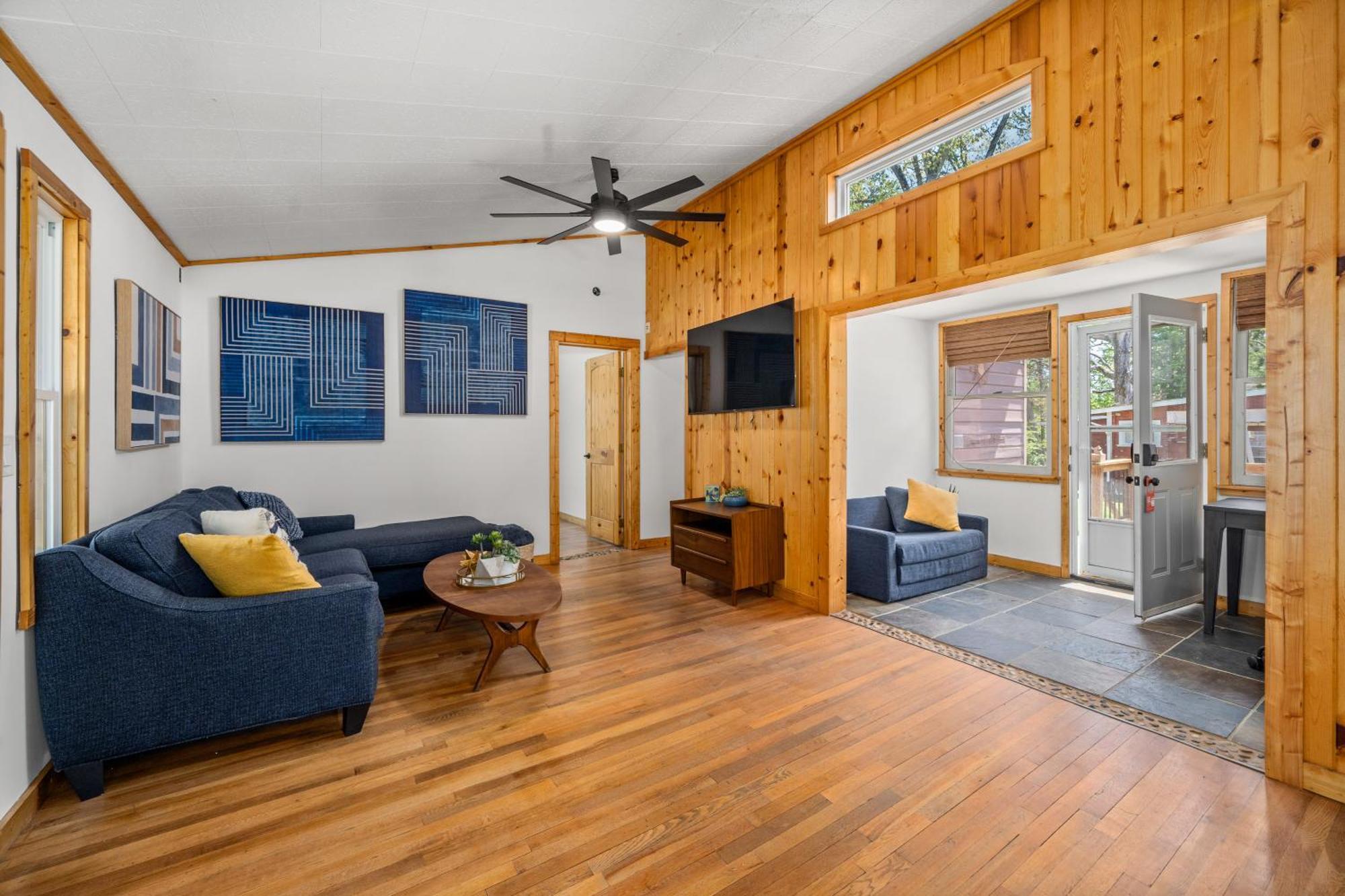 Cedarwood Inn Hendersonville Extérieur photo